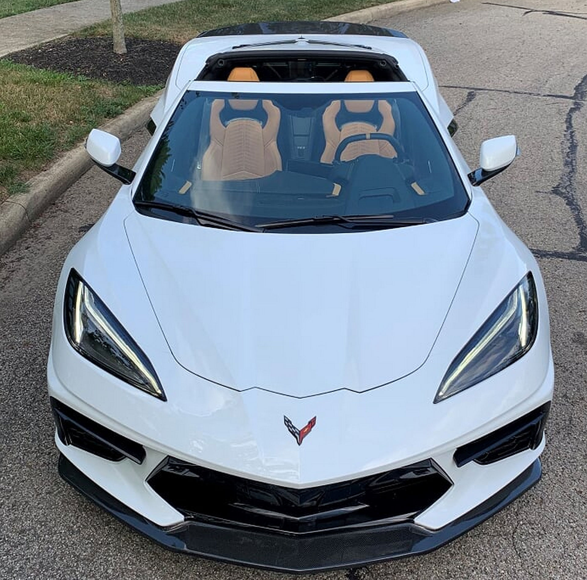 The C8 Corvette Was Made To Be Bathed In Carbon Fiber Parts
