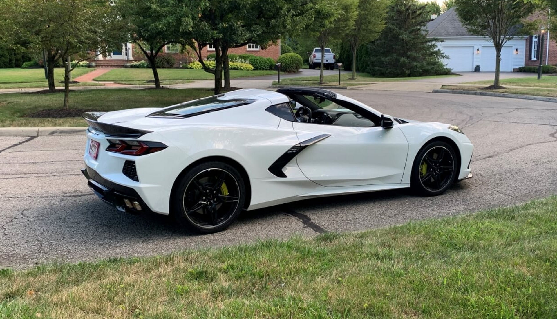 The C8 Corvette Was Made To Be Bathed In Carbon Fiber Parts