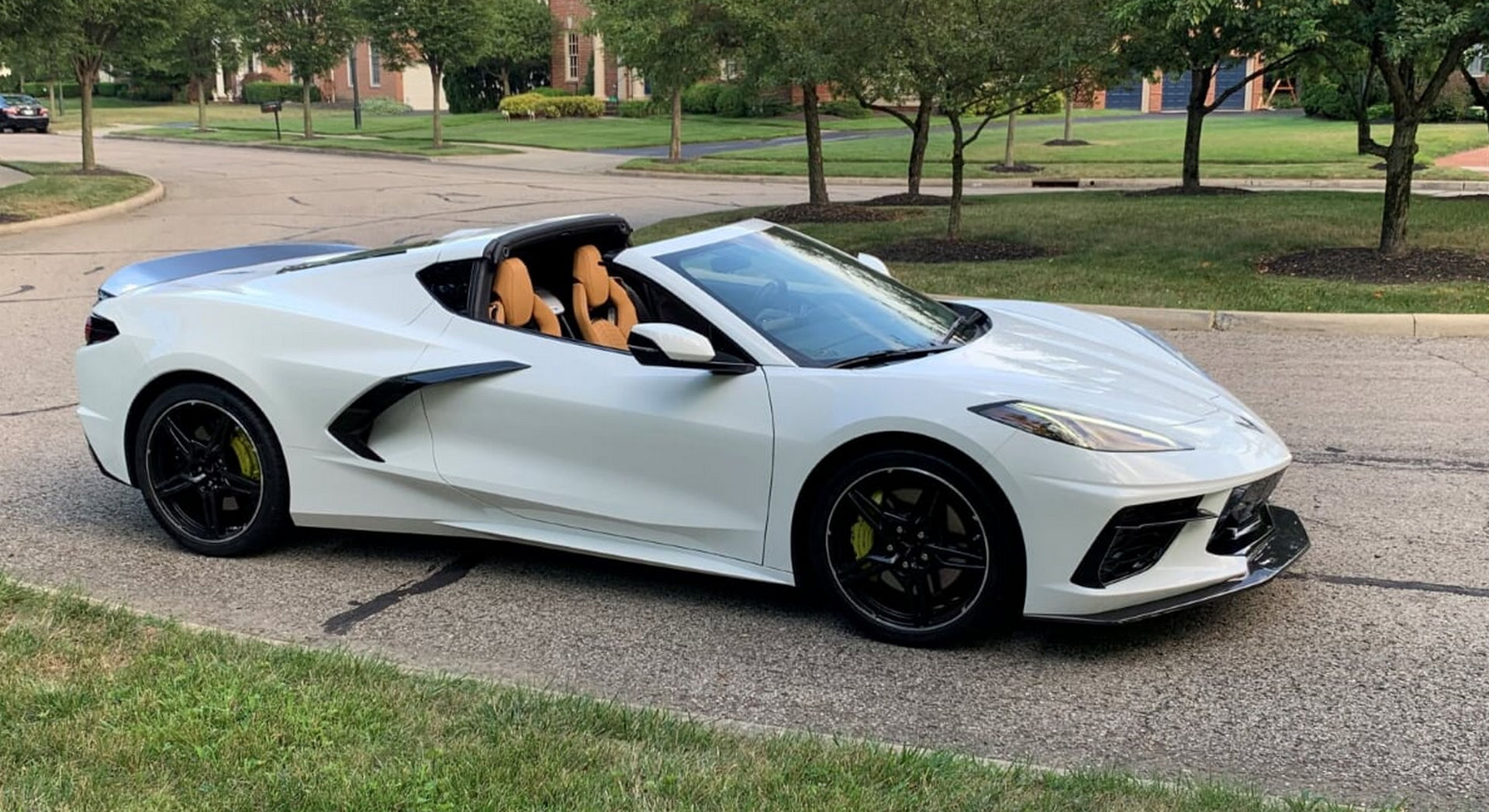 The C8 Corvette Was Made To Be Bathed In Carbon Fiber Parts