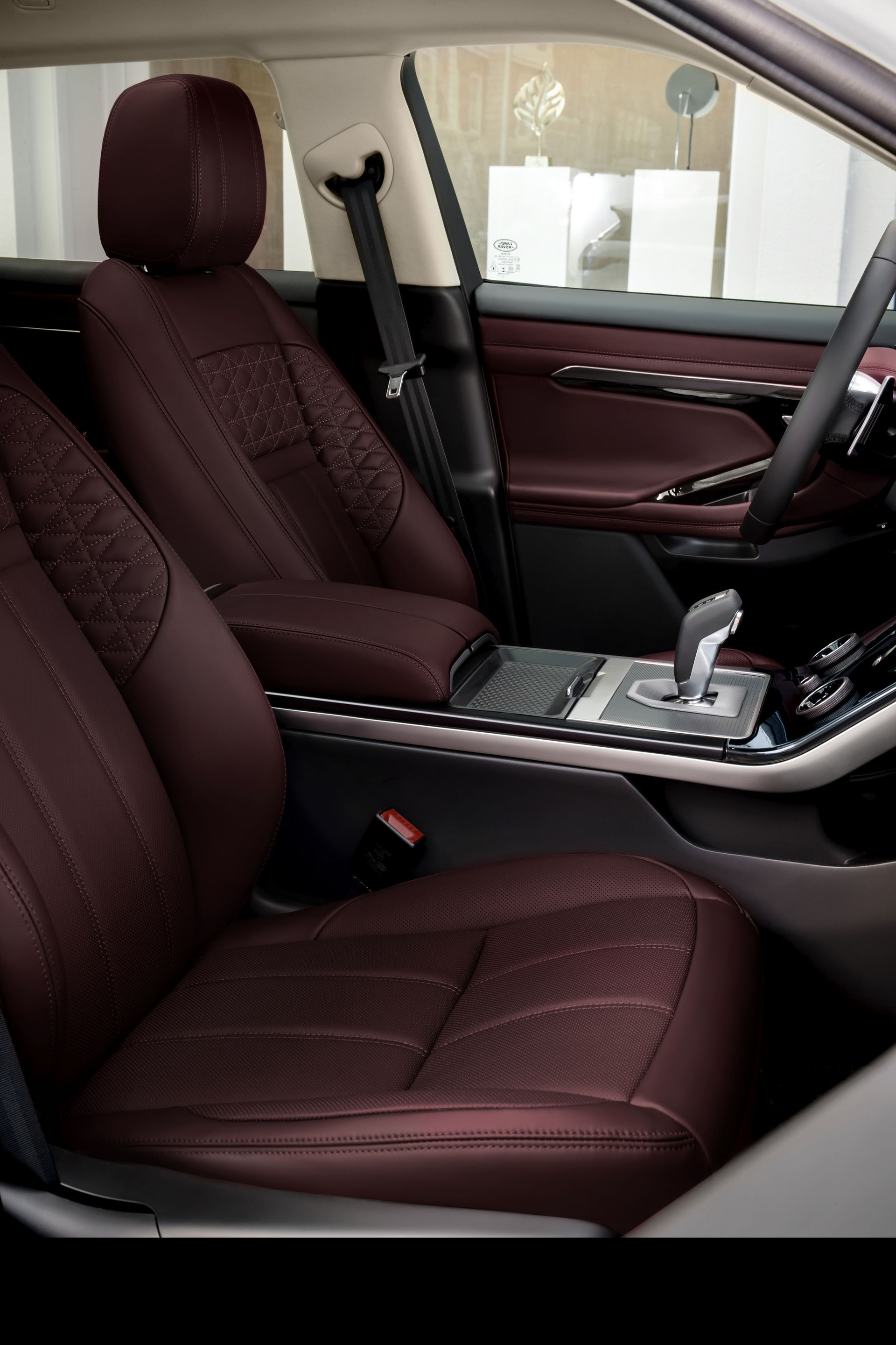 Range Rover Evoque Updated With New Mild-Hybrid Diesels In Europe