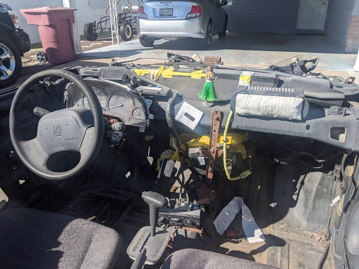 Craigslist Is The Gift That Keeps On Giving: This Saturn Convertible Project