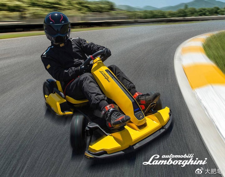 This $1,500 Ninebot GoKart Pro Lamborghini Edition Is All-Electric With Supercar Sounds