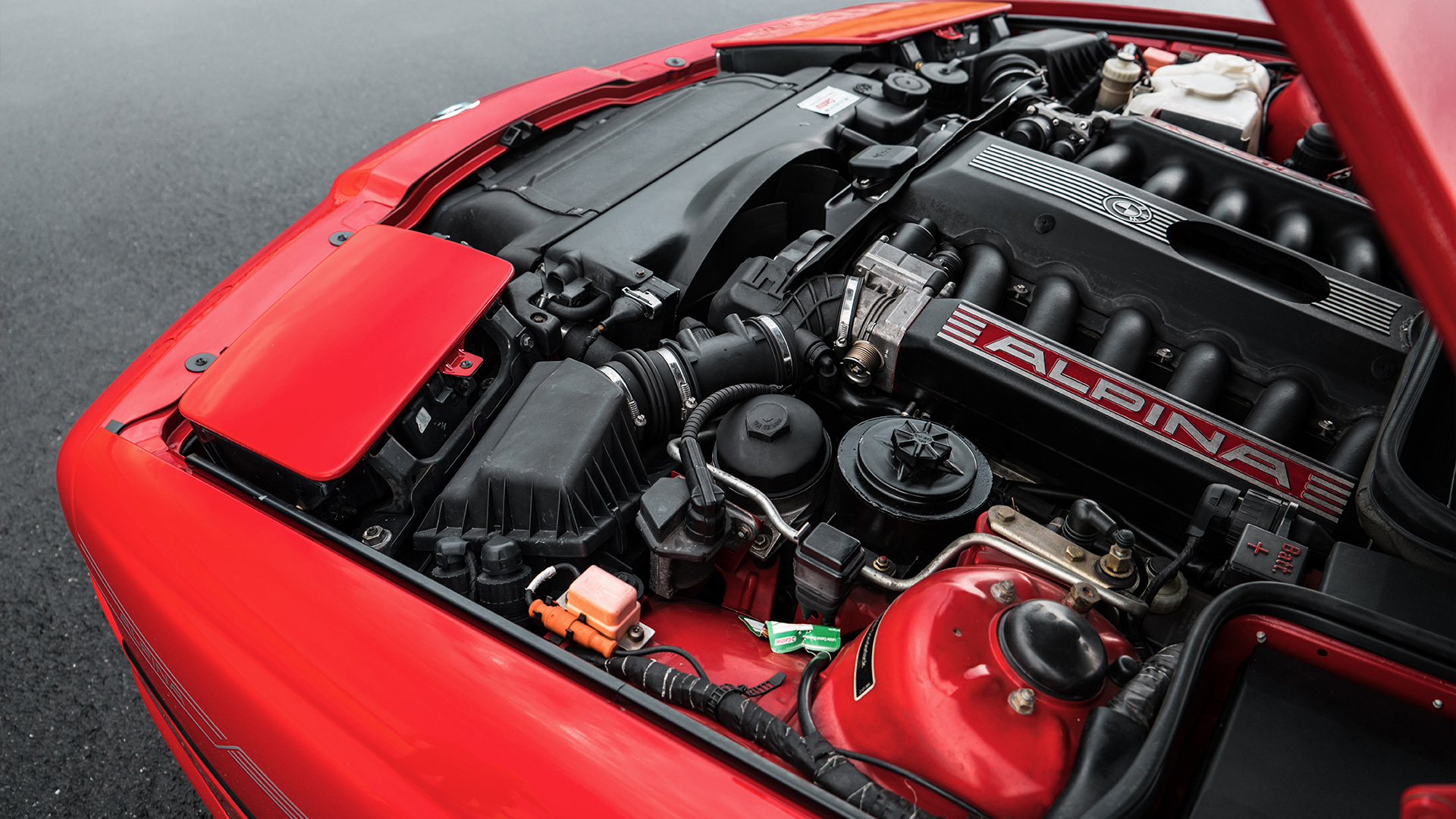 The BMW 850CSi-Based Alpina B12 5.7 Coupe Was The Ferrari 812 Of Its Time