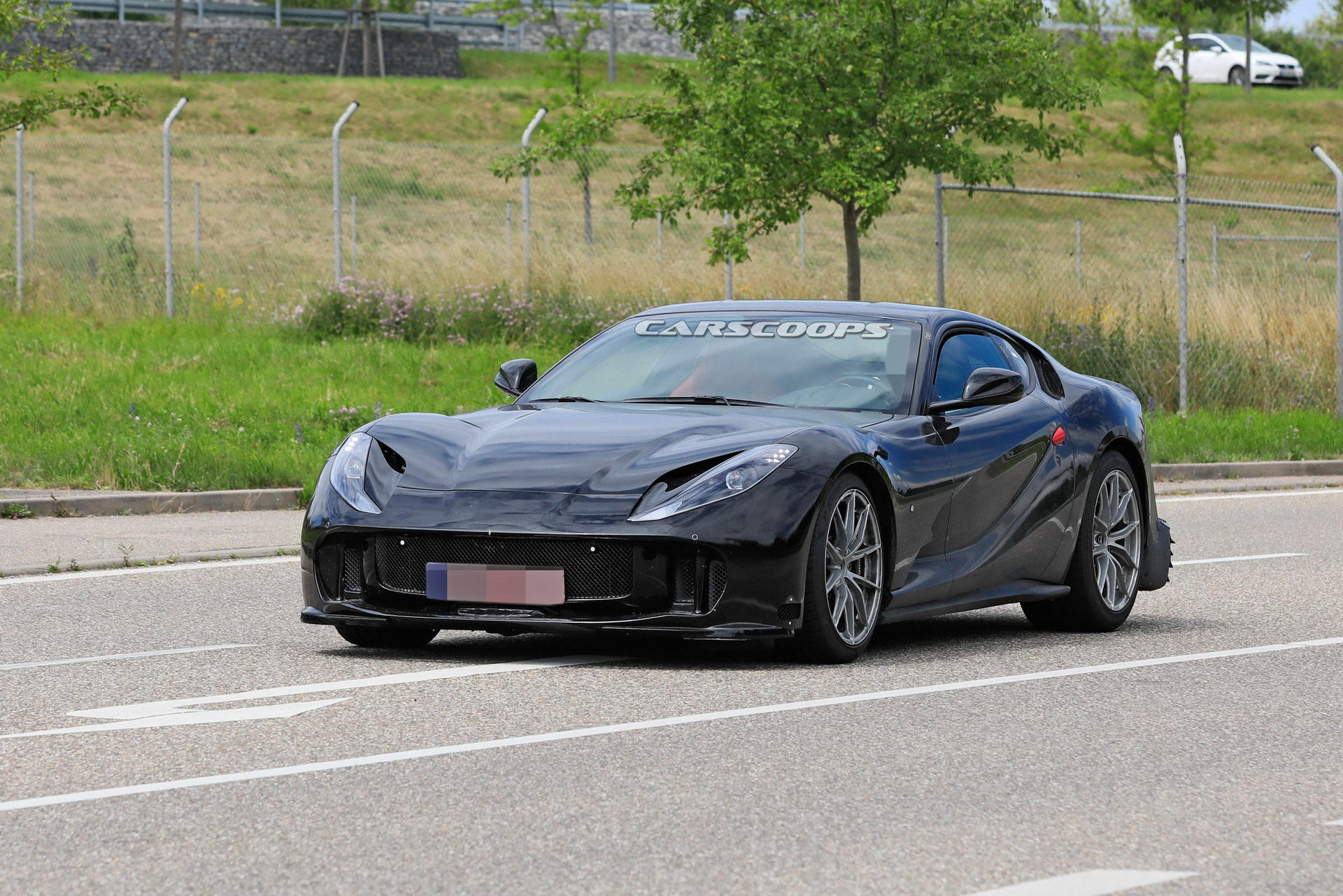 Mysterious Ferrari 812 Spied On The Road, Is It The Hardcore GTO?