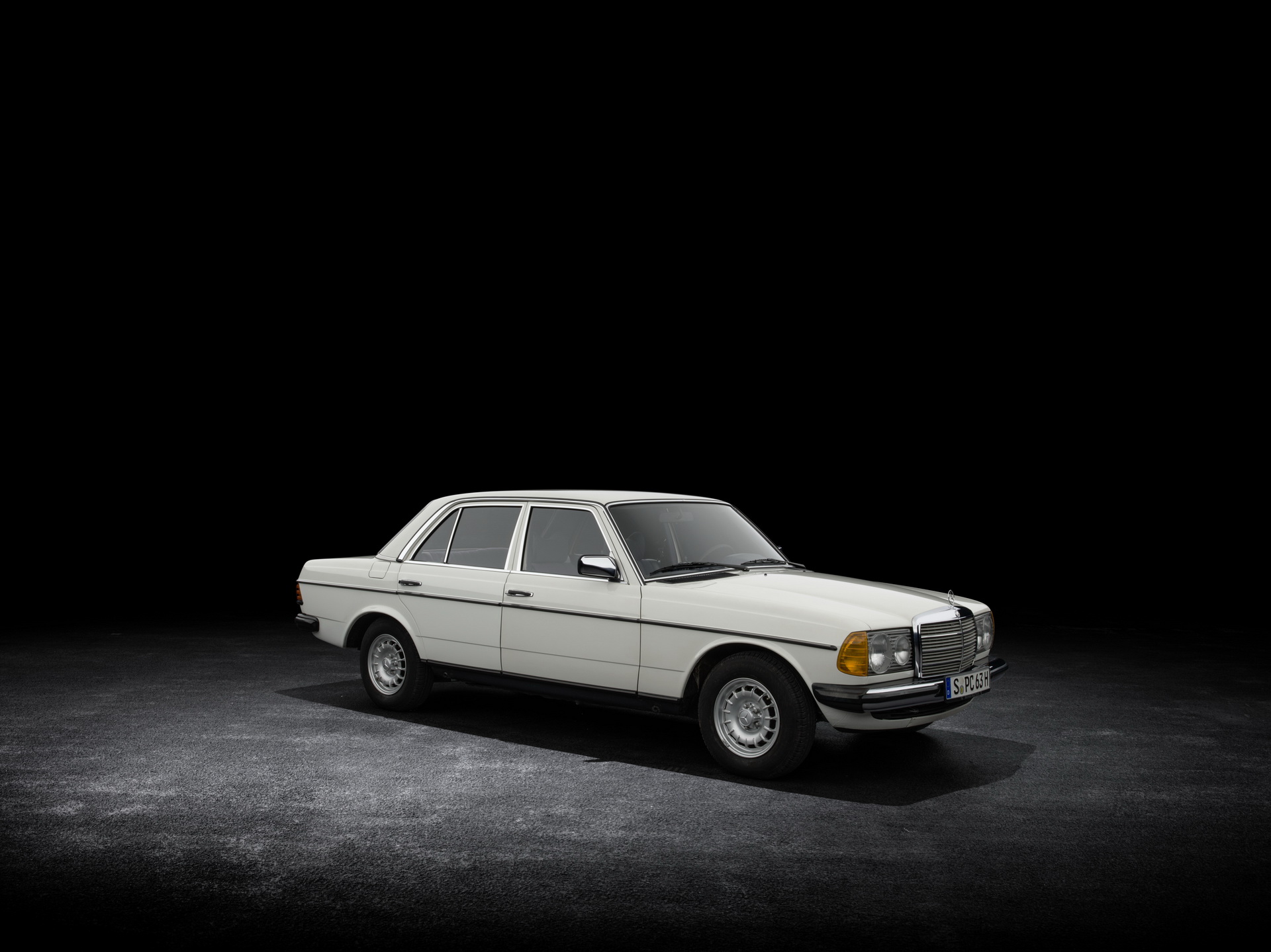 Mercedes-Benz E-Class History From 1926 To 2020: The Tale Of The Essential Executive Car
