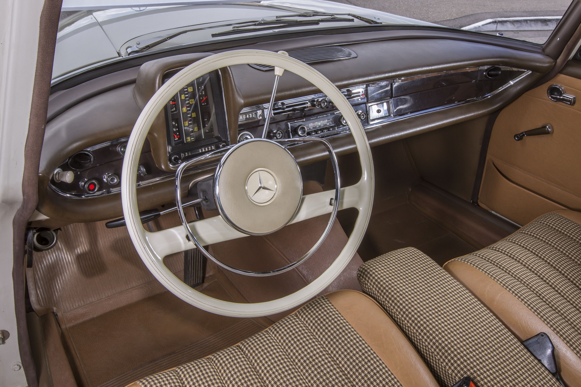 Mercedes-Benz E-Class History From 1926 To 2020: The Tale Of The Essential Executive Car