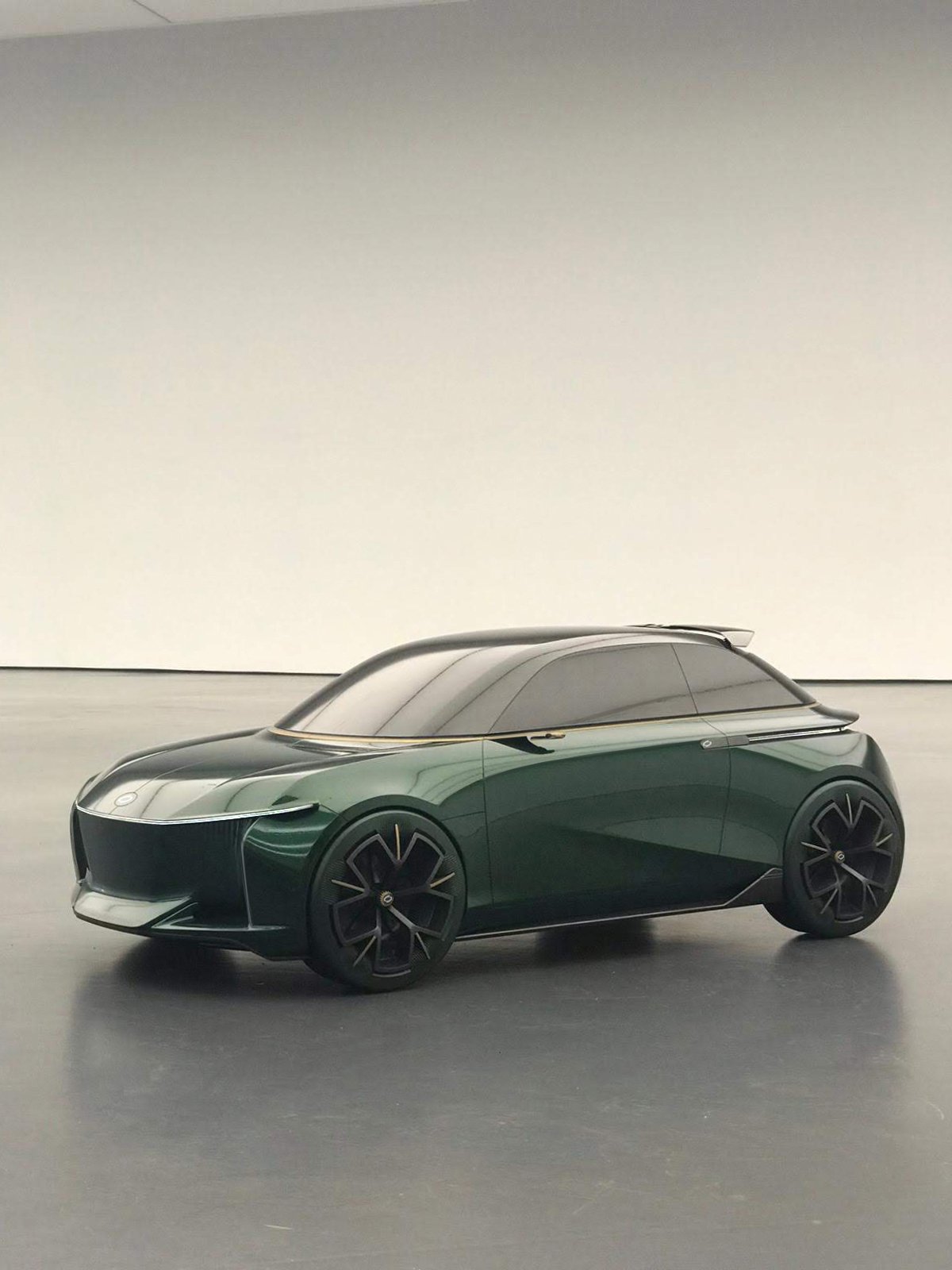 Could You See Renault Samsung Design Studio’s BACCARA Concept Becoming A Reality?