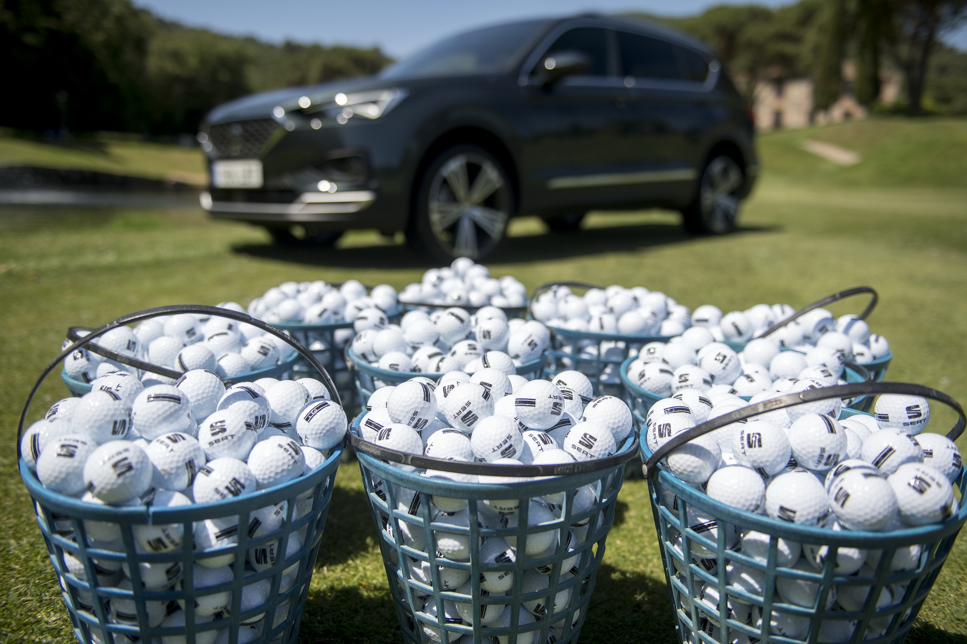 Seat Tarraco Is The Perfect Caddie As It Can Carry Over 8,500 Golf Balls