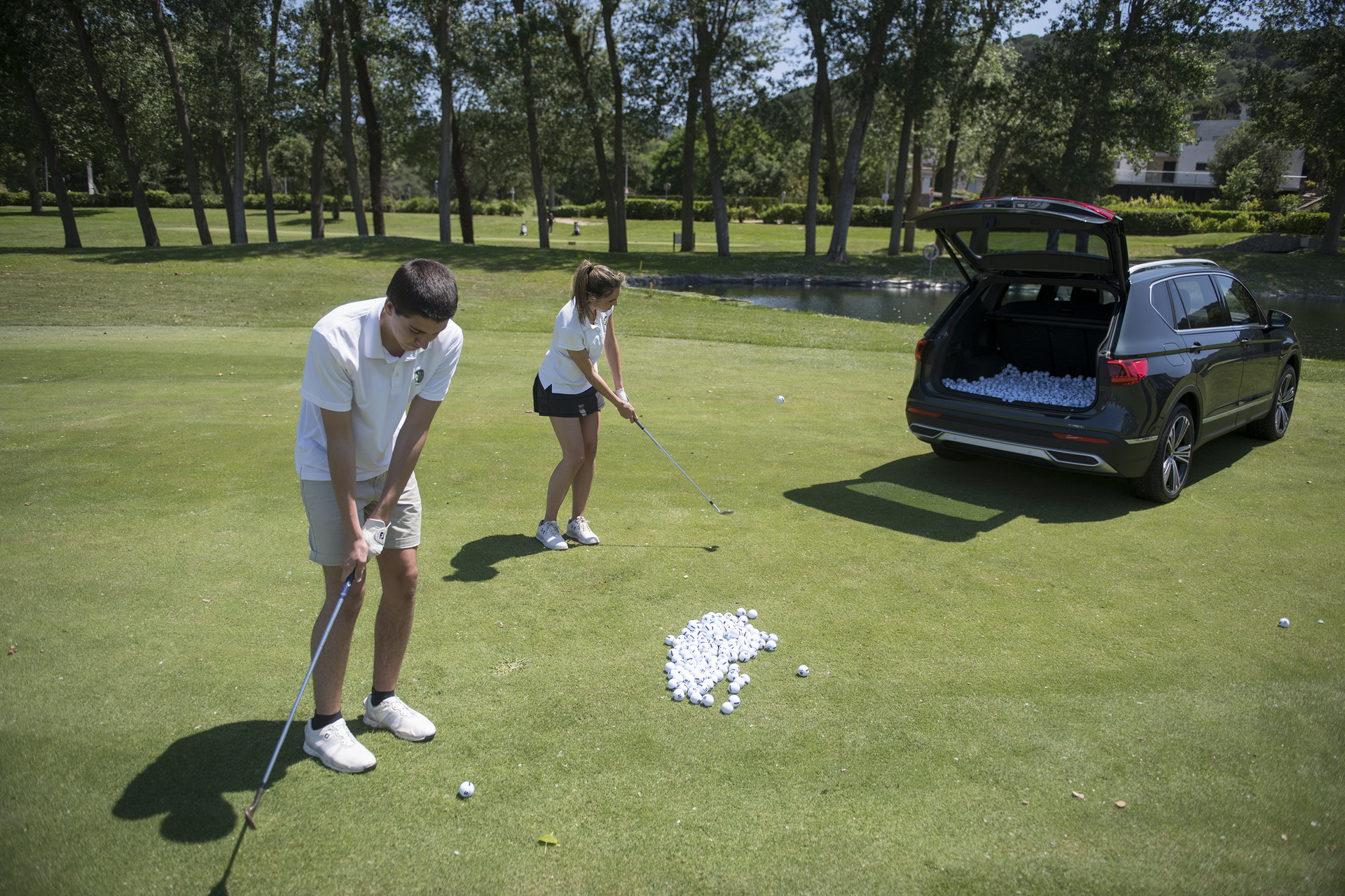 Seat Tarraco Is The Perfect Caddie As It Can Carry Over 8,500 Golf Balls