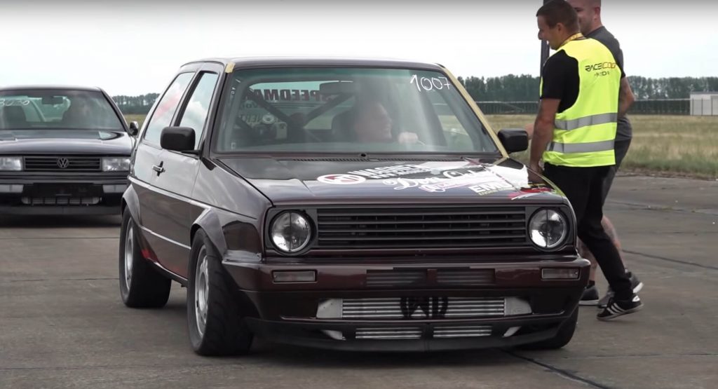 Watch A 1,300 HP VW Golf Mk2 Hit 211 MPH In Half A Mile!