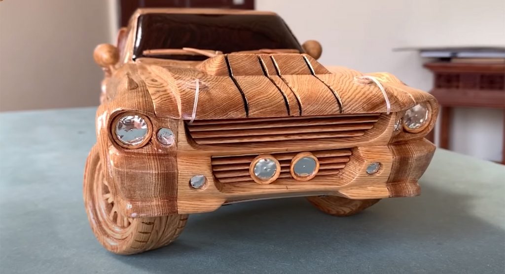  This Is How You Create A Ford Mustang Eleanor Out Of Wood
