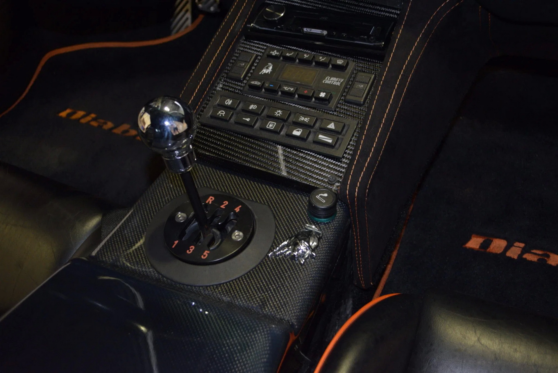 1991 Lamborghini Diablo With GT-Style Body Is A Spectacular 1990s Token