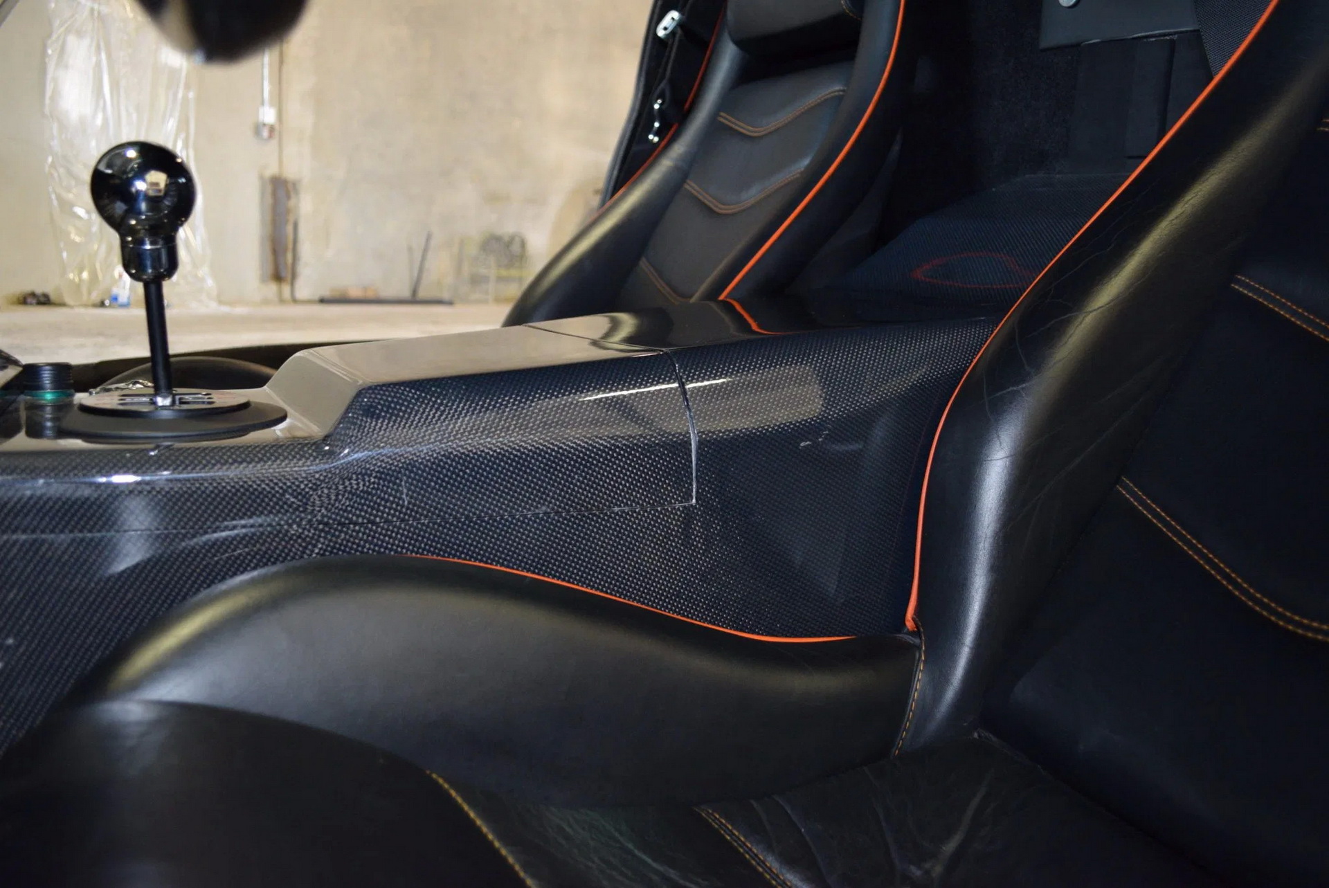 1991 Lamborghini Diablo With GT-Style Body Is A Spectacular 1990s Token