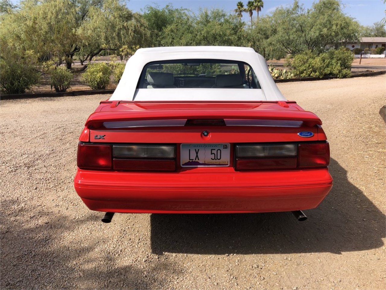 3,000-Mile 1992 Ford Mustang Convertible ‘Summer Edition’ Is A Total Fox