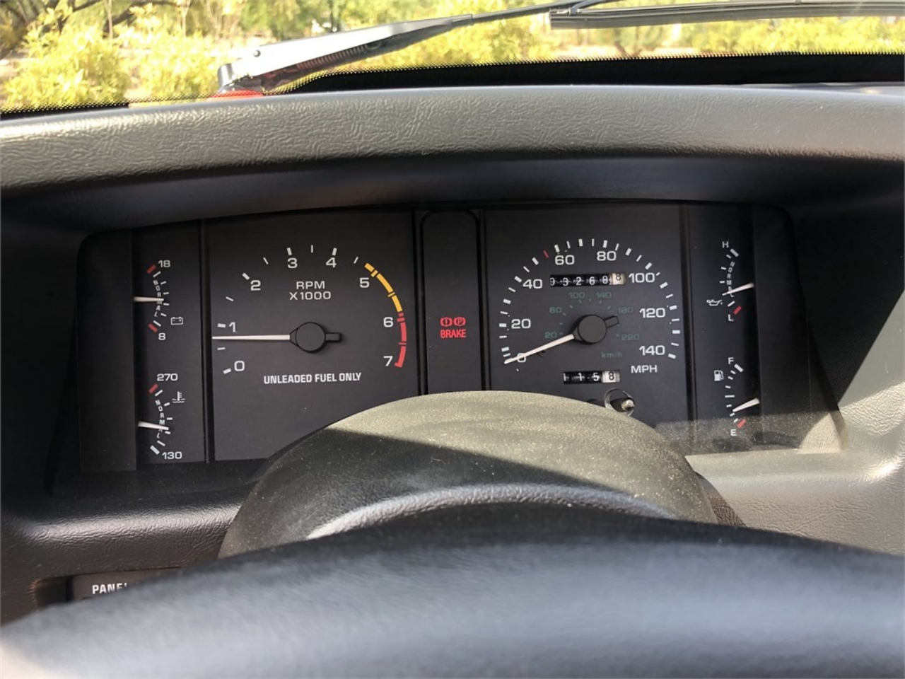 3,000-Mile 1992 Ford Mustang Convertible ‘Summer Edition’ Is A Total Fox