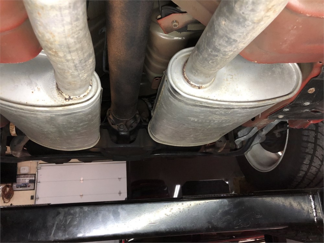 3,000-Mile 1992 Ford Mustang Convertible ‘Summer Edition’ Is A Total Fox