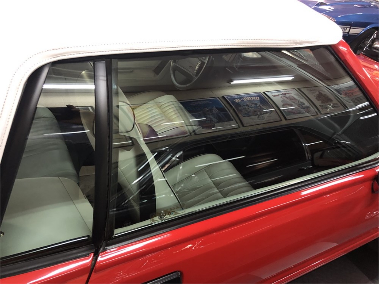 3,000-Mile 1992 Ford Mustang Convertible ‘Summer Edition’ Is A Total Fox