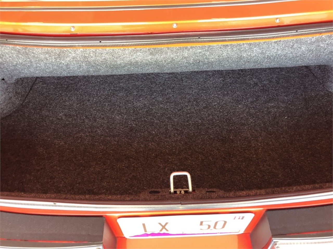 3,000-Mile 1992 Ford Mustang Convertible ‘Summer Edition’ Is A Total Fox