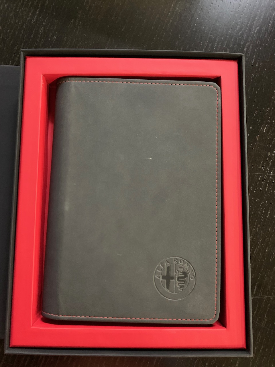 You Only Have A Few Days Left To Bid For This Immaculate Alfa Romeo 4C