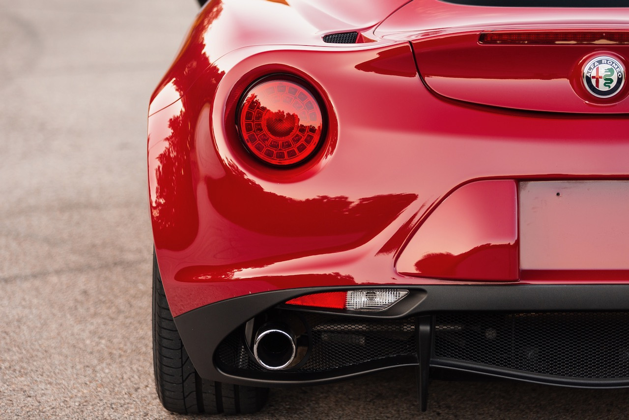 You Only Have A Few Days Left To Bid For This Immaculate Alfa Romeo 4C