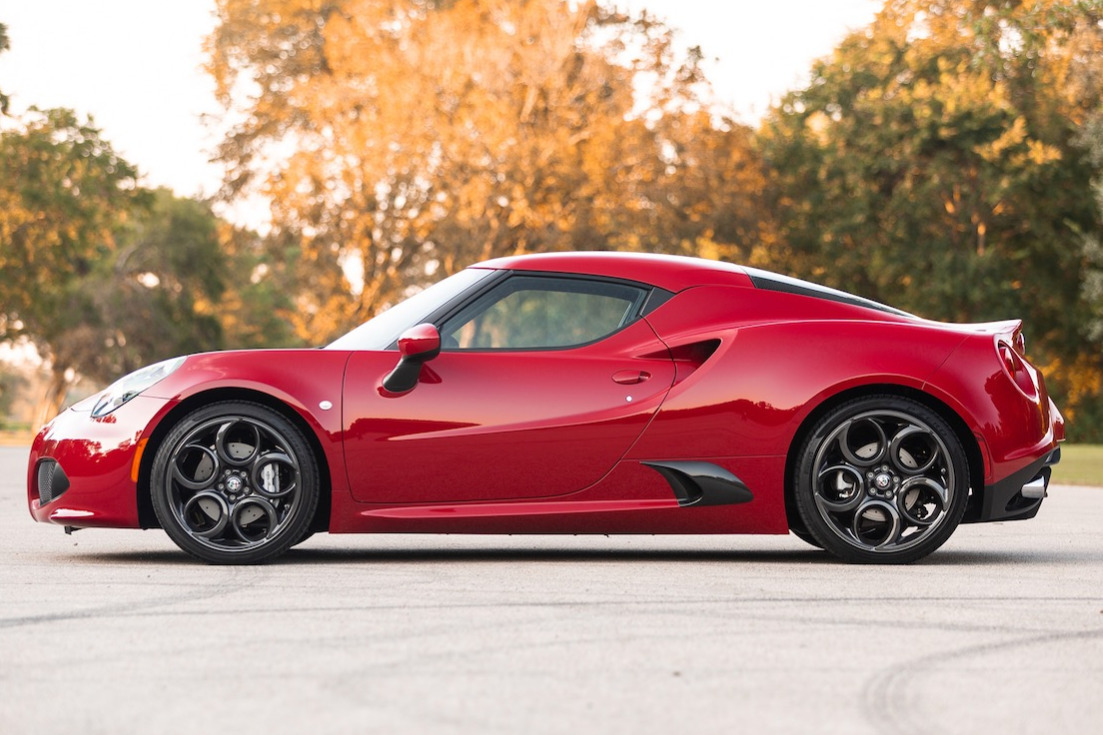 You Only Have A Few Days Left To Bid For This Immaculate Alfa Romeo 4C