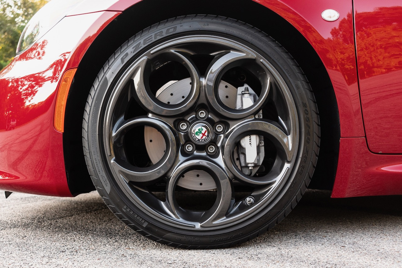 You Only Have A Few Days Left To Bid For This Immaculate Alfa Romeo 4C