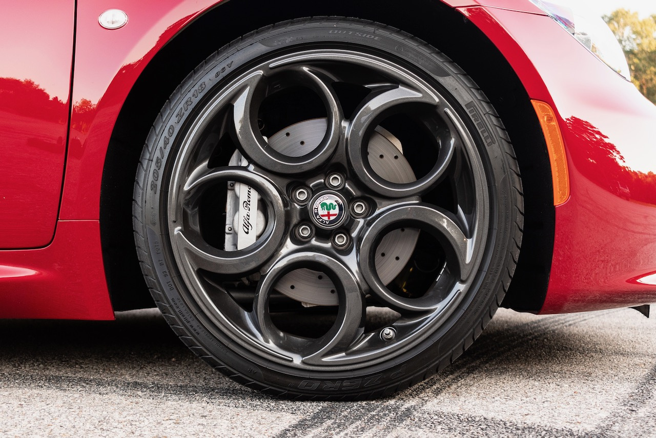 You Only Have A Few Days Left To Bid For This Immaculate Alfa Romeo 4C