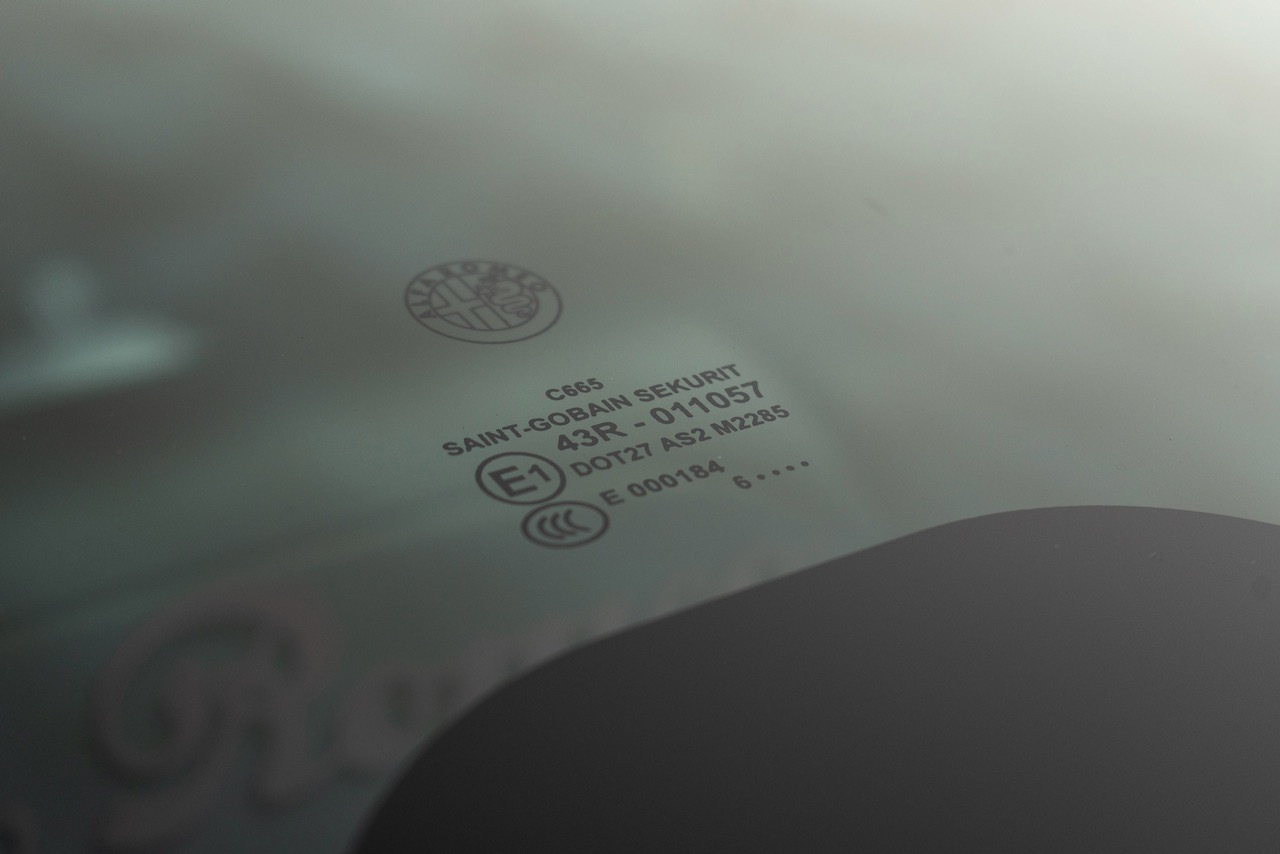 You Only Have A Few Days Left To Bid For This Immaculate Alfa Romeo 4C