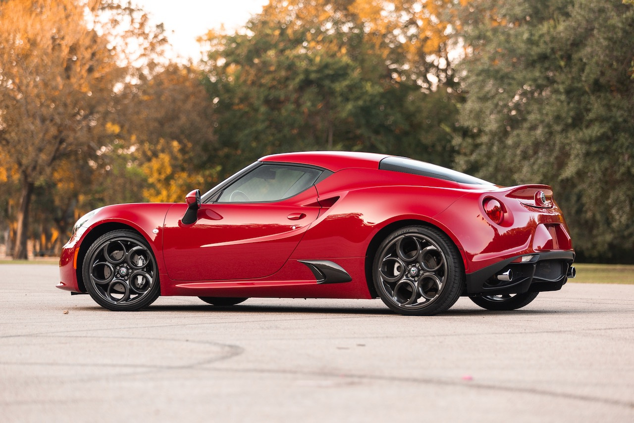 You Only Have A Few Days Left To Bid For This Immaculate Alfa Romeo 4C