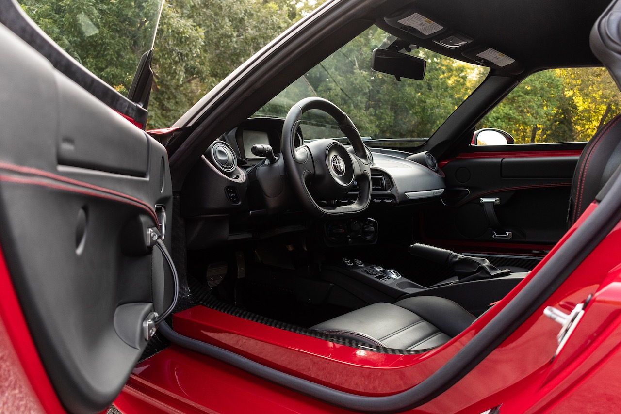 You Only Have A Few Days Left To Bid For This Immaculate Alfa Romeo 4C