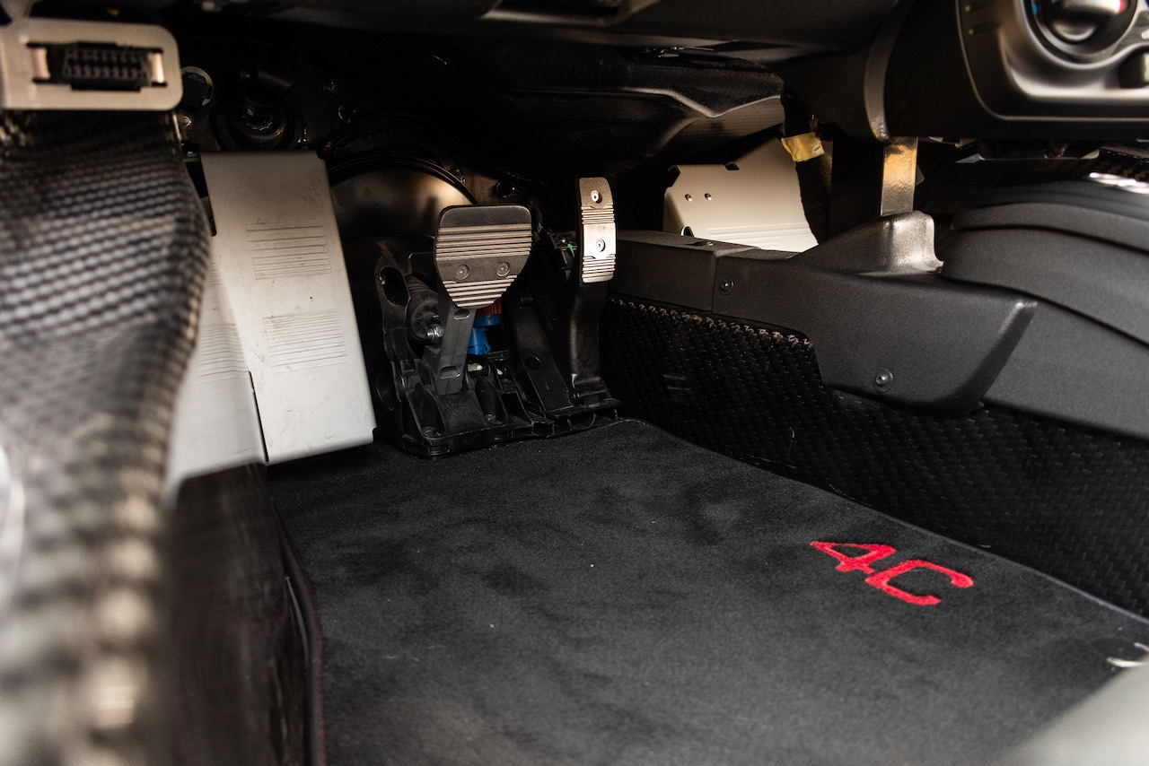 You Only Have A Few Days Left To Bid For This Immaculate Alfa Romeo 4C