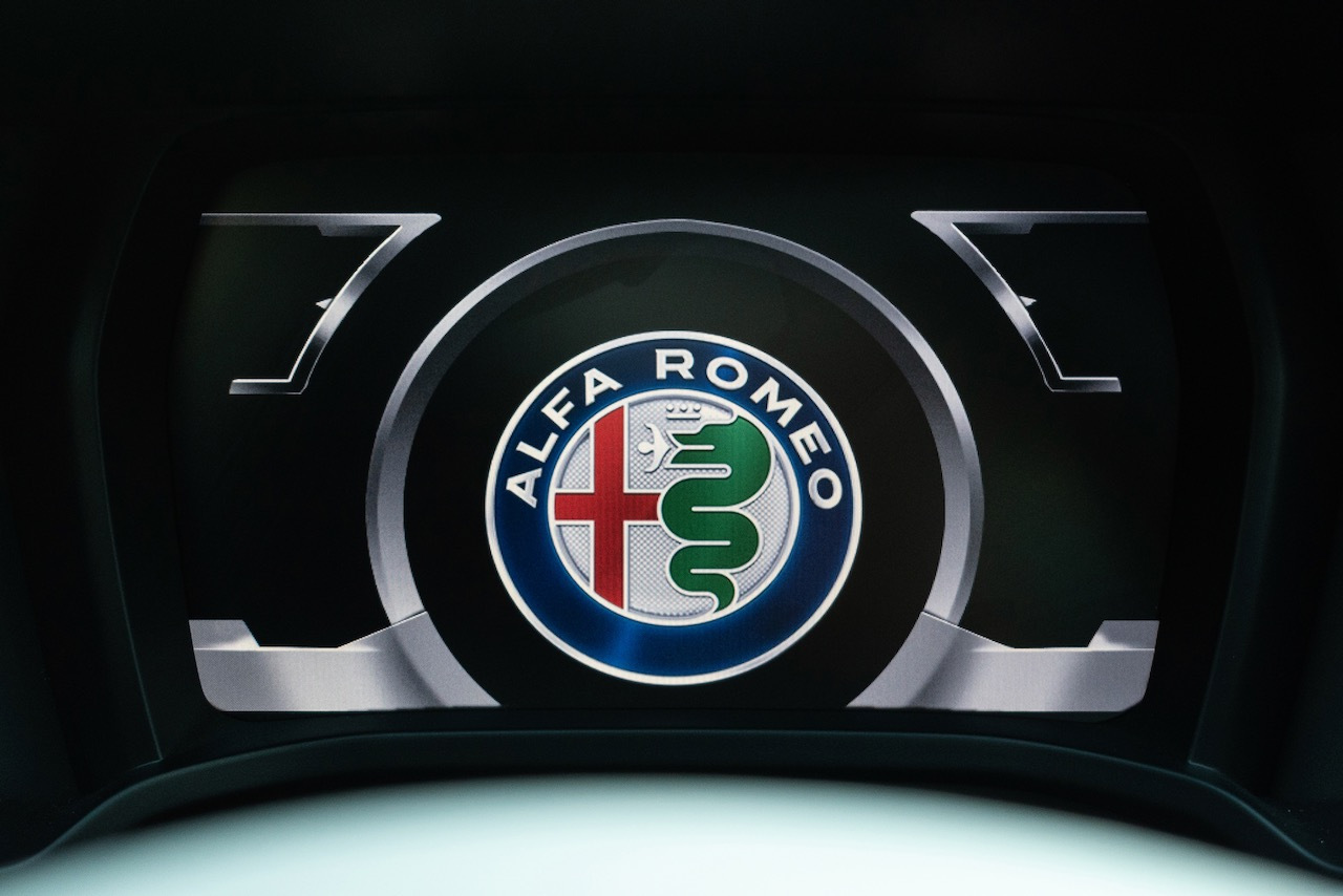 You Only Have A Few Days Left To Bid For This Immaculate Alfa Romeo 4C