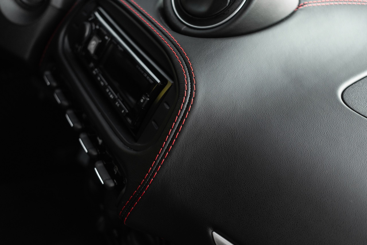 You Only Have A Few Days Left To Bid For This Immaculate Alfa Romeo 4C