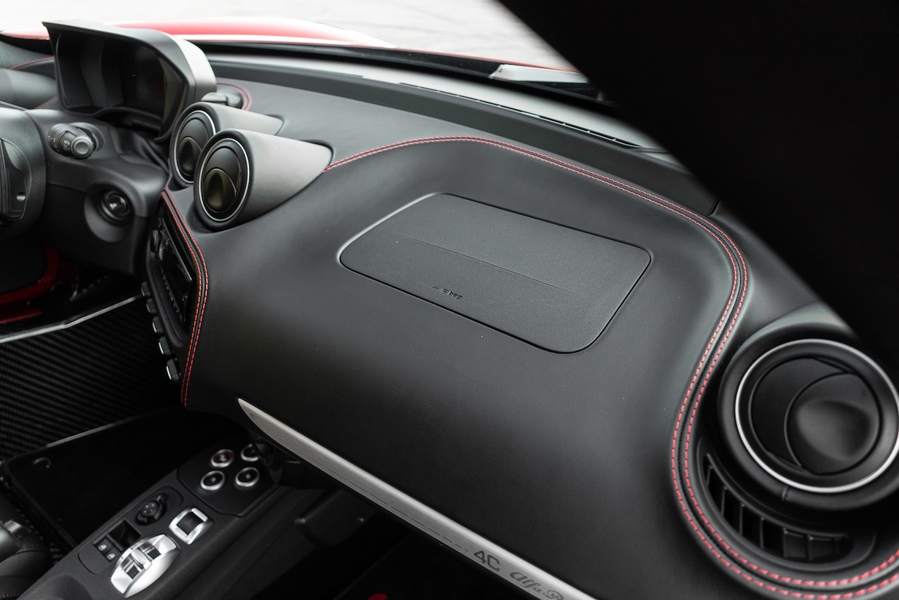 You Only Have A Few Days Left To Bid For This Immaculate Alfa Romeo 4C