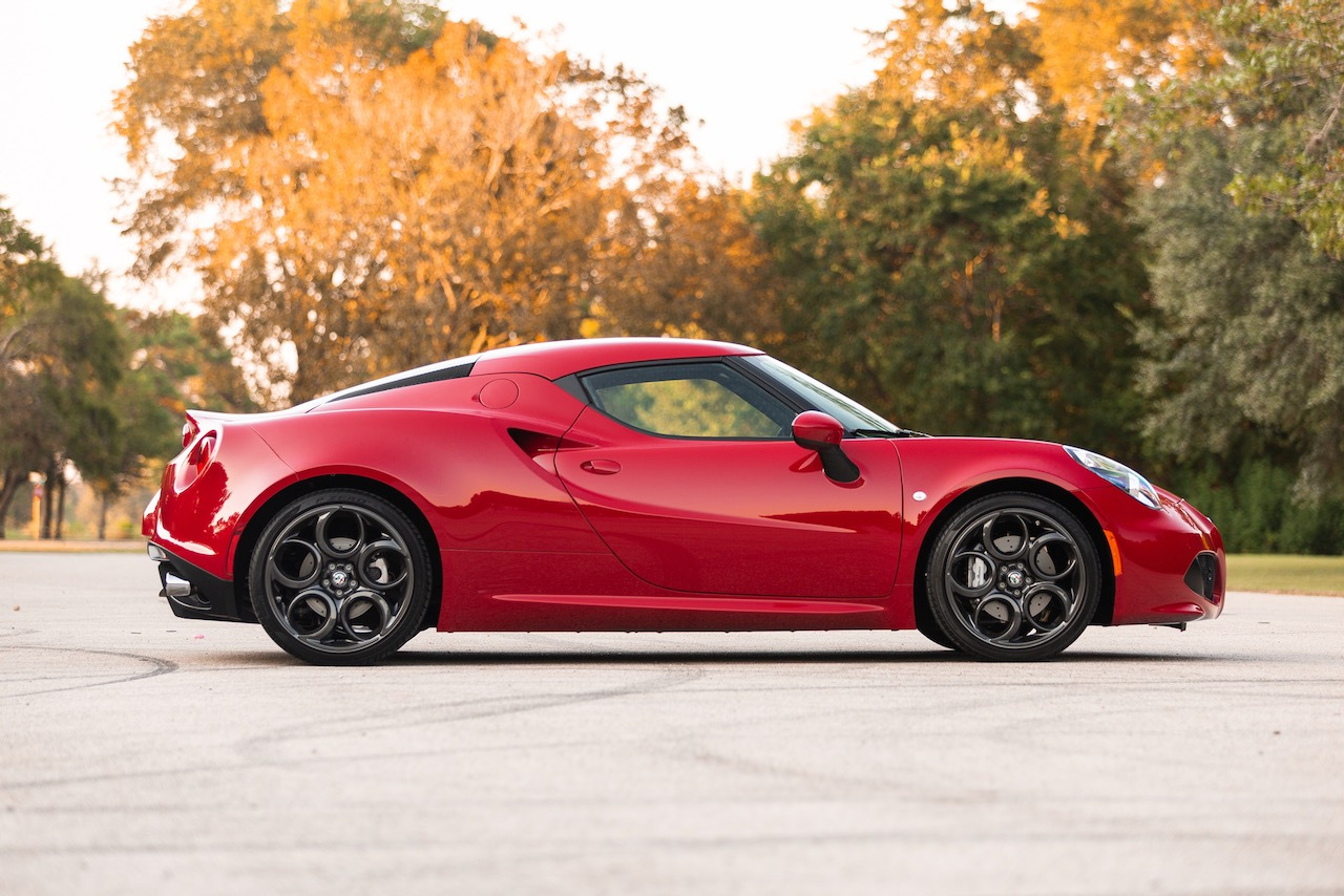 You Only Have A Few Days Left To Bid For This Immaculate Alfa Romeo 4C