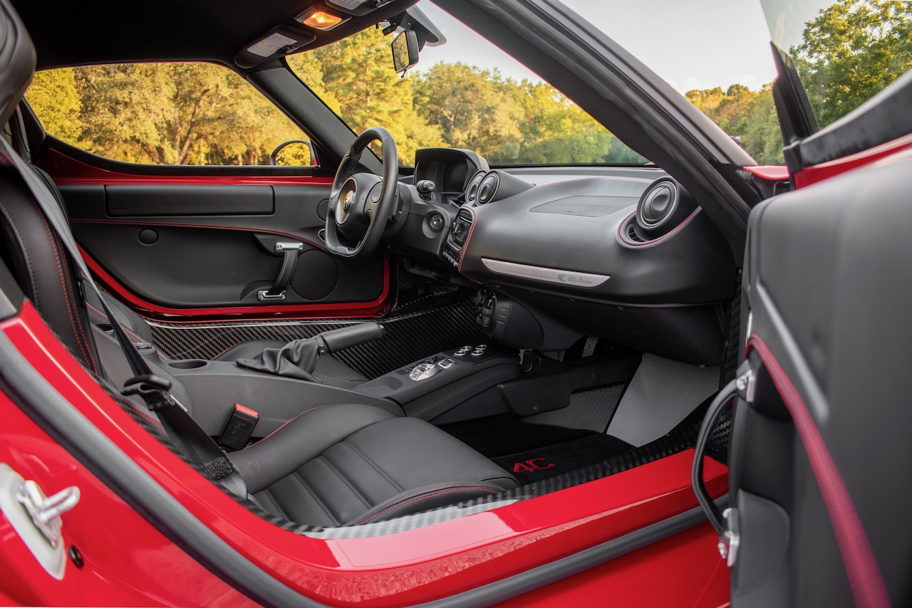 You Only Have A Few Days Left To Bid For This Immaculate Alfa Romeo 4C