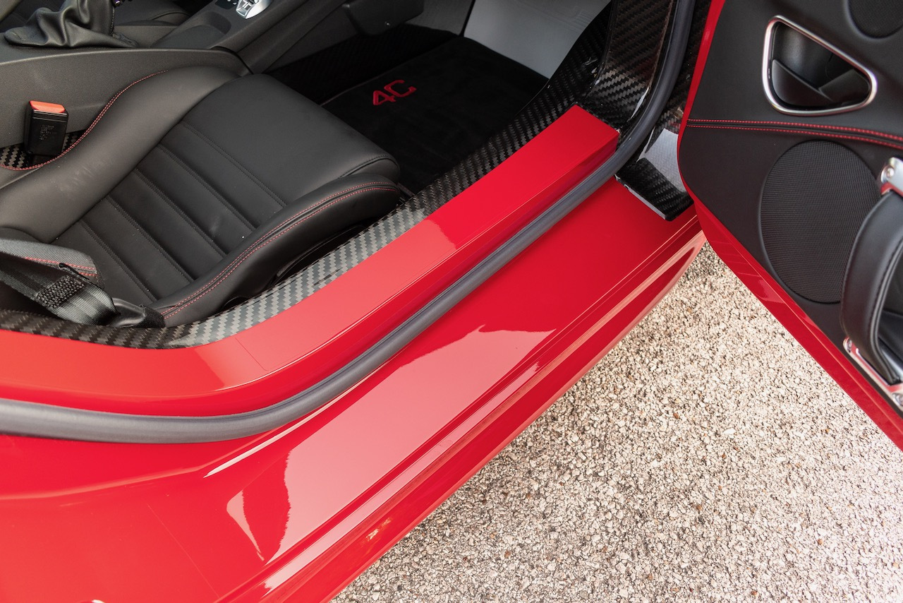 You Only Have A Few Days Left To Bid For This Immaculate Alfa Romeo 4C