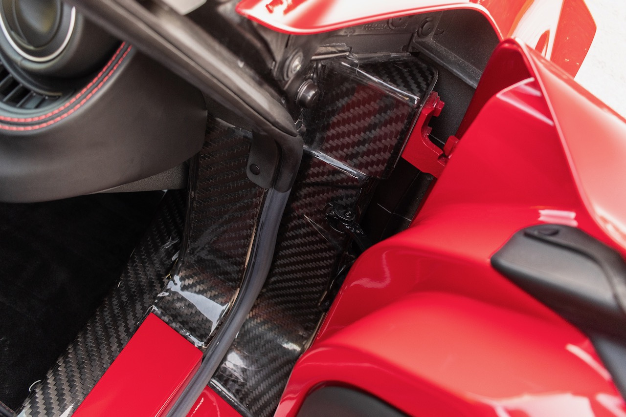 You Only Have A Few Days Left To Bid For This Immaculate Alfa Romeo 4C