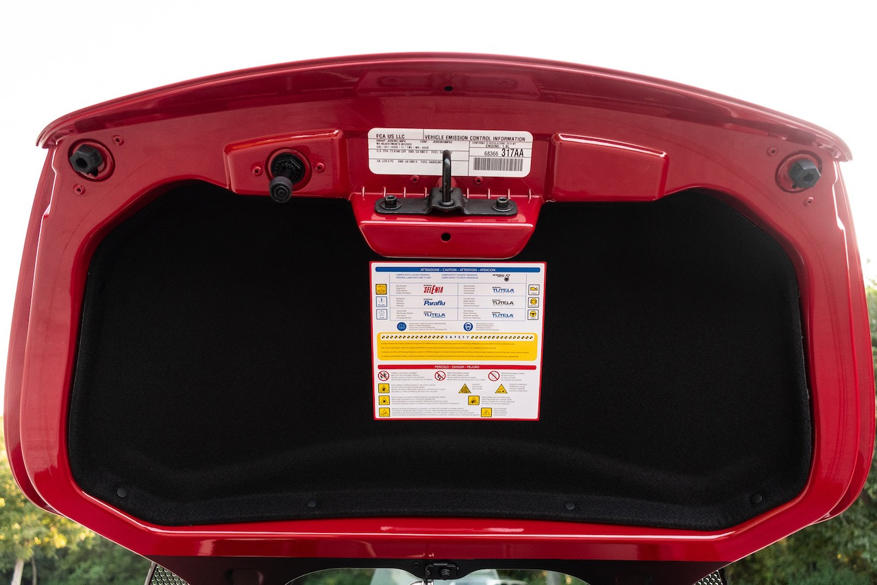 You Only Have A Few Days Left To Bid For This Immaculate Alfa Romeo 4C