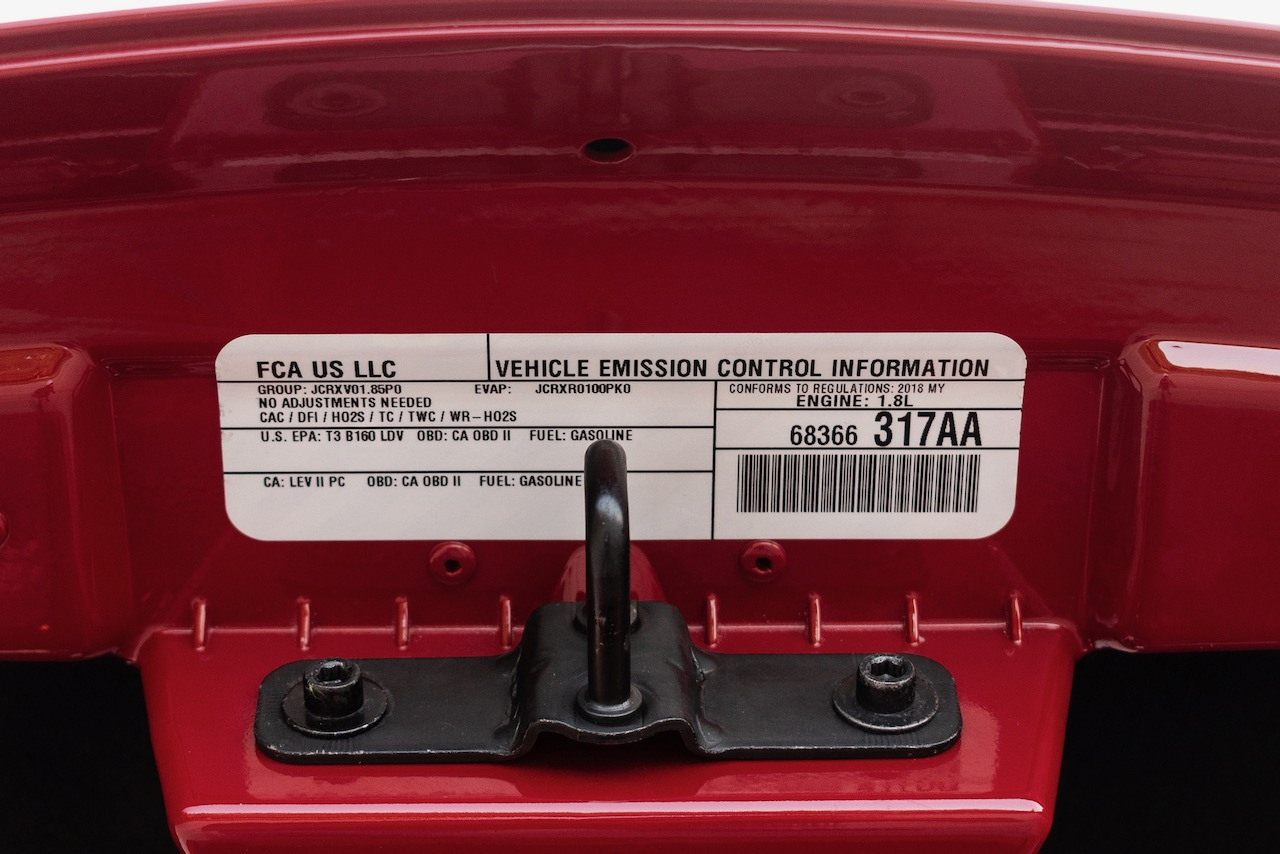 You Only Have A Few Days Left To Bid For This Immaculate Alfa Romeo 4C