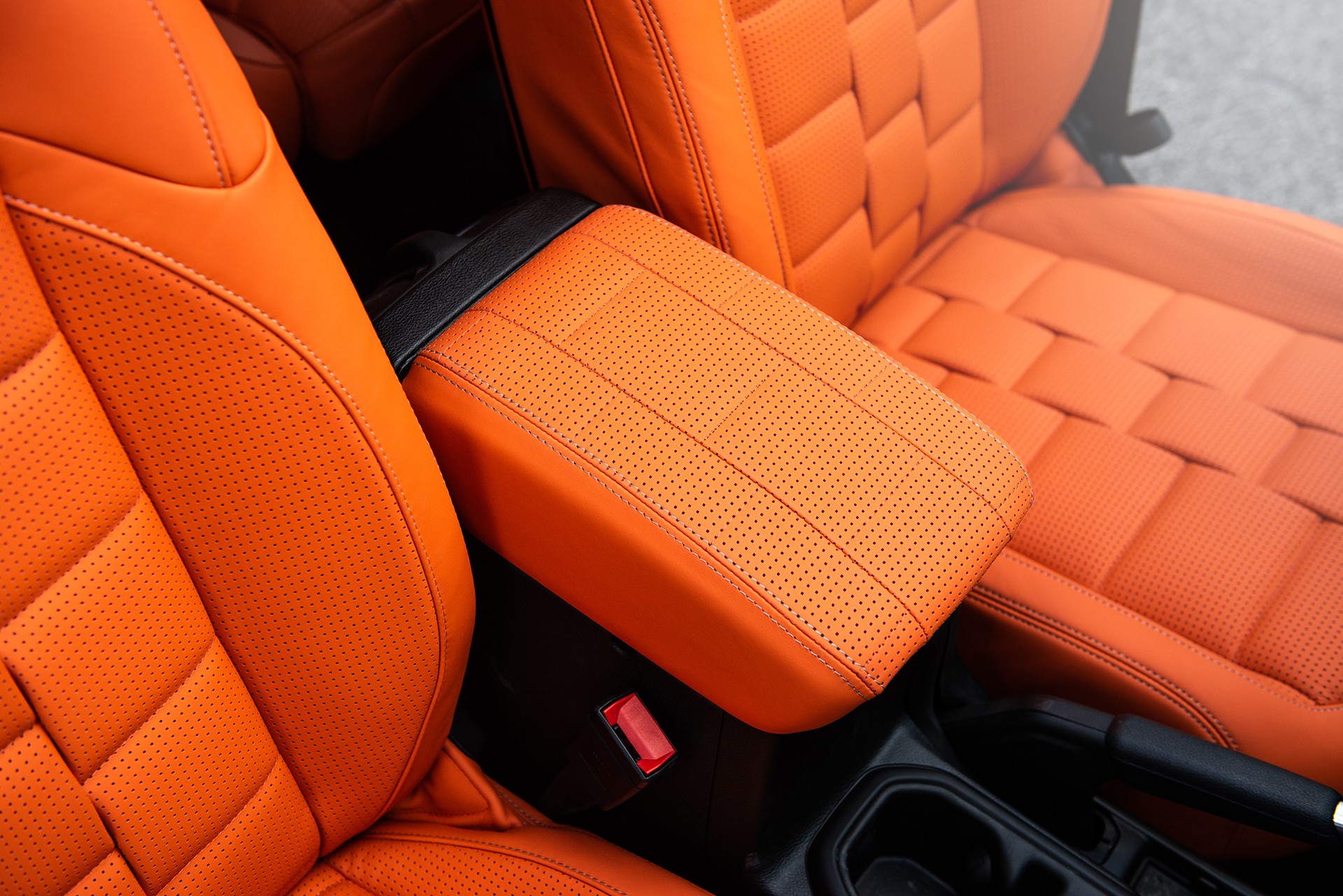 Kahn’s Tuned Jeep Wrangler Has A Military Angle And A Pretty Steep Price Tag