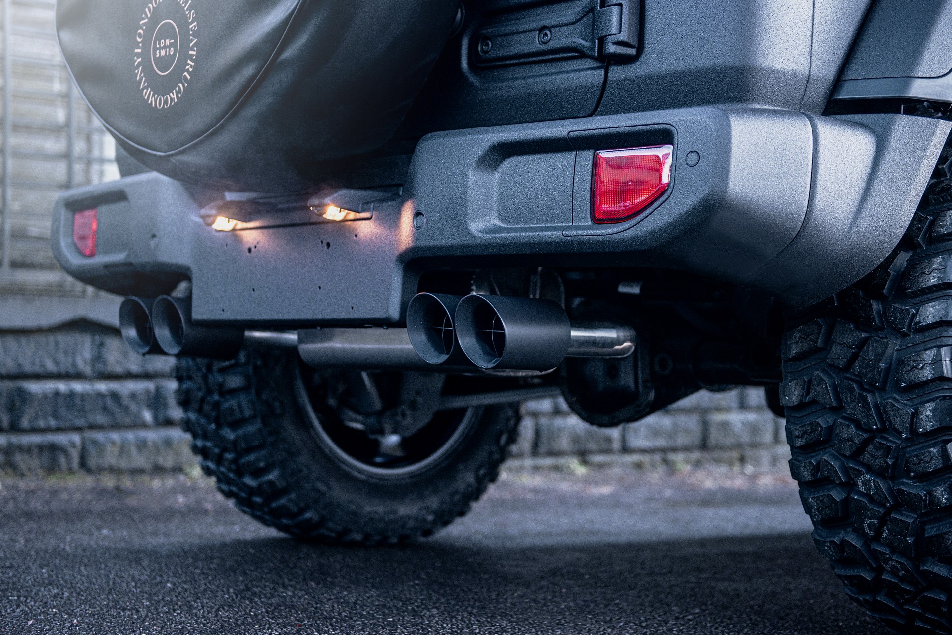 Kahn’s Tuned Jeep Wrangler Has A Military Angle And A Pretty Steep Price Tag