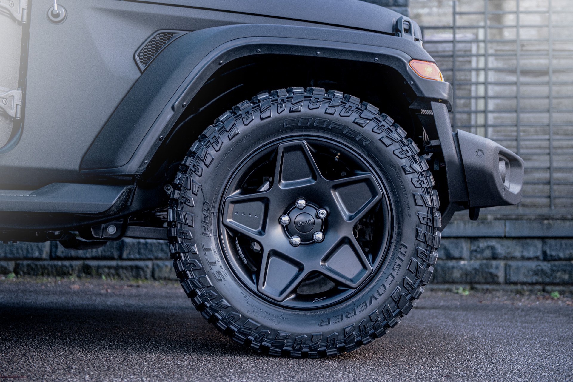 Kahn’s Tuned Jeep Wrangler Has A Military Angle And A Pretty Steep Price Tag