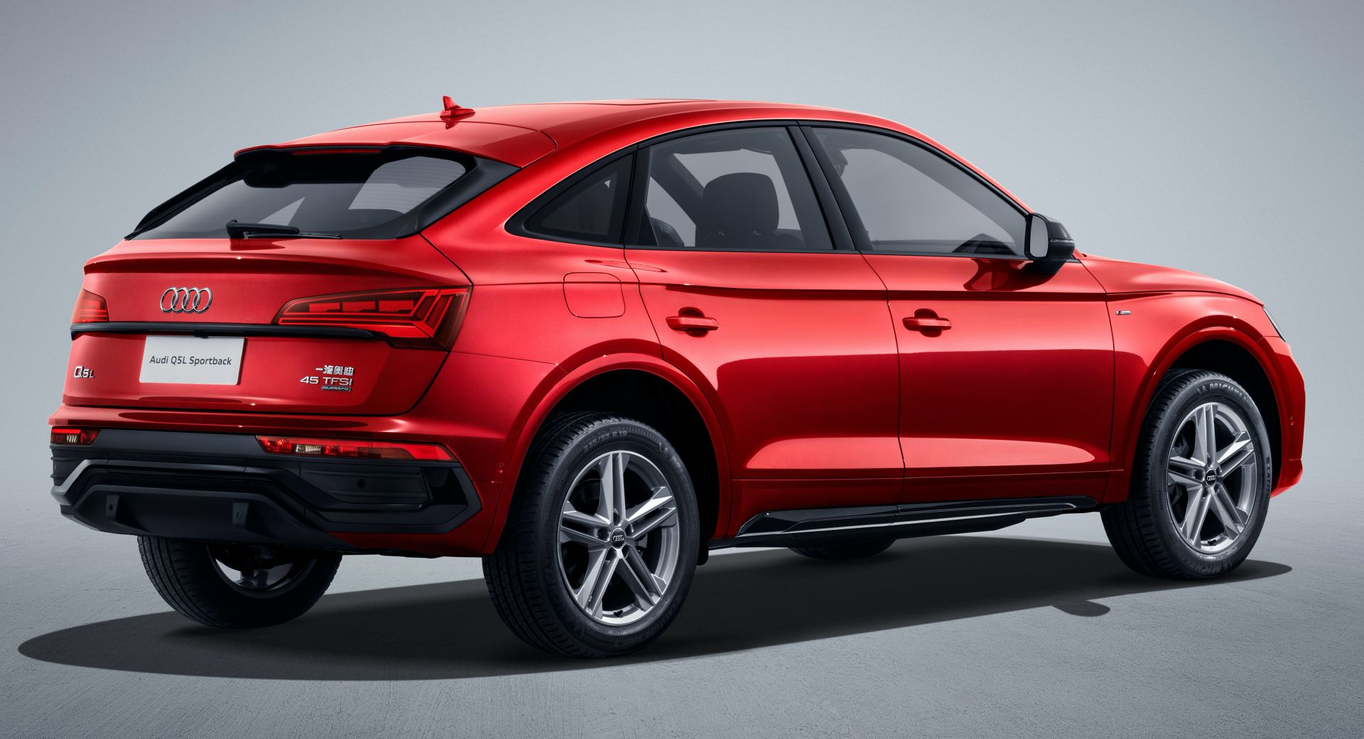 Of Course China Gets A 2021 Audi Q5l Sportback Lwb Variant Carscoops