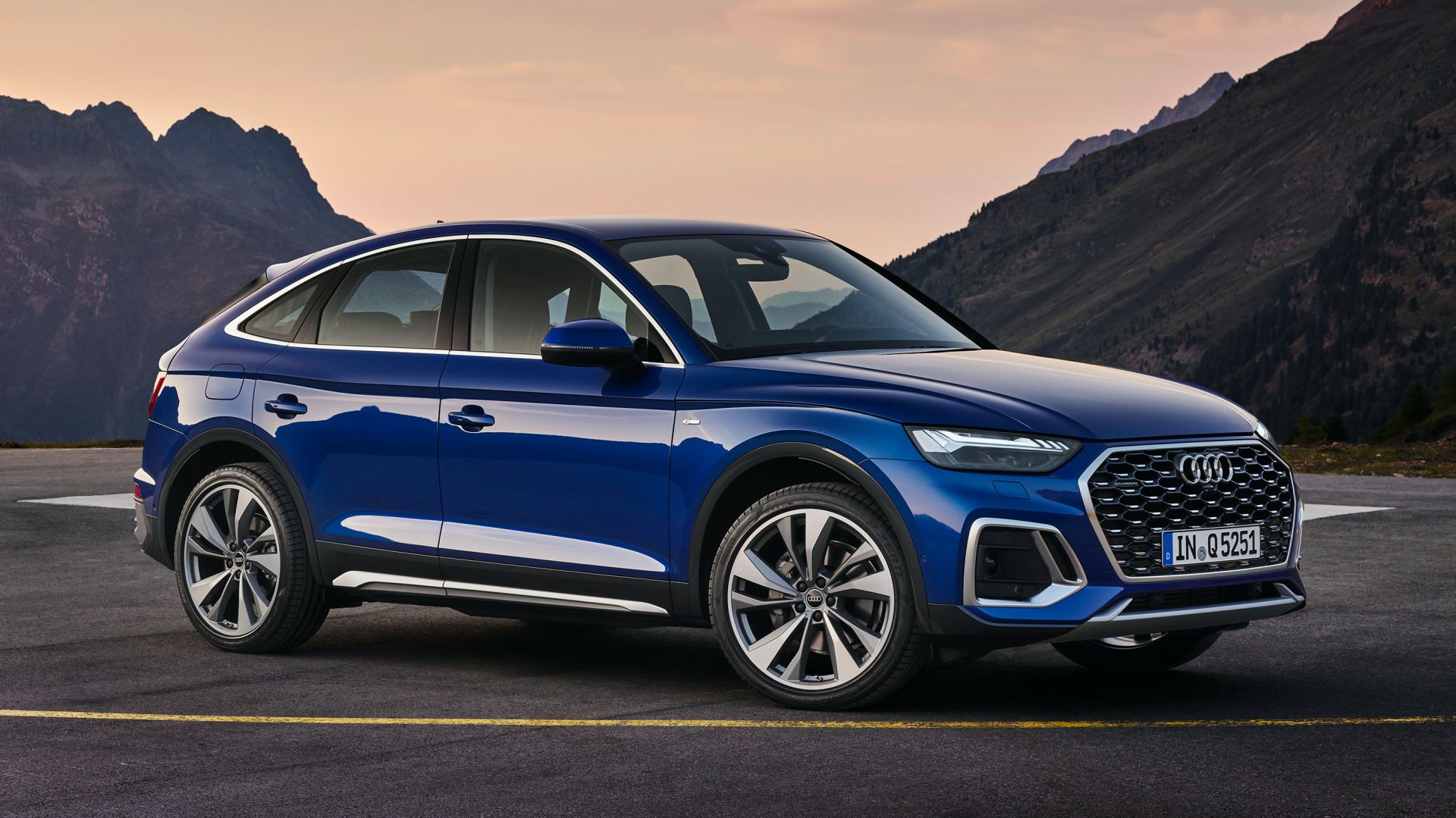 2021 Audi Q5 Sportback Debuts As The Regular Q5’s Trendier Sibling