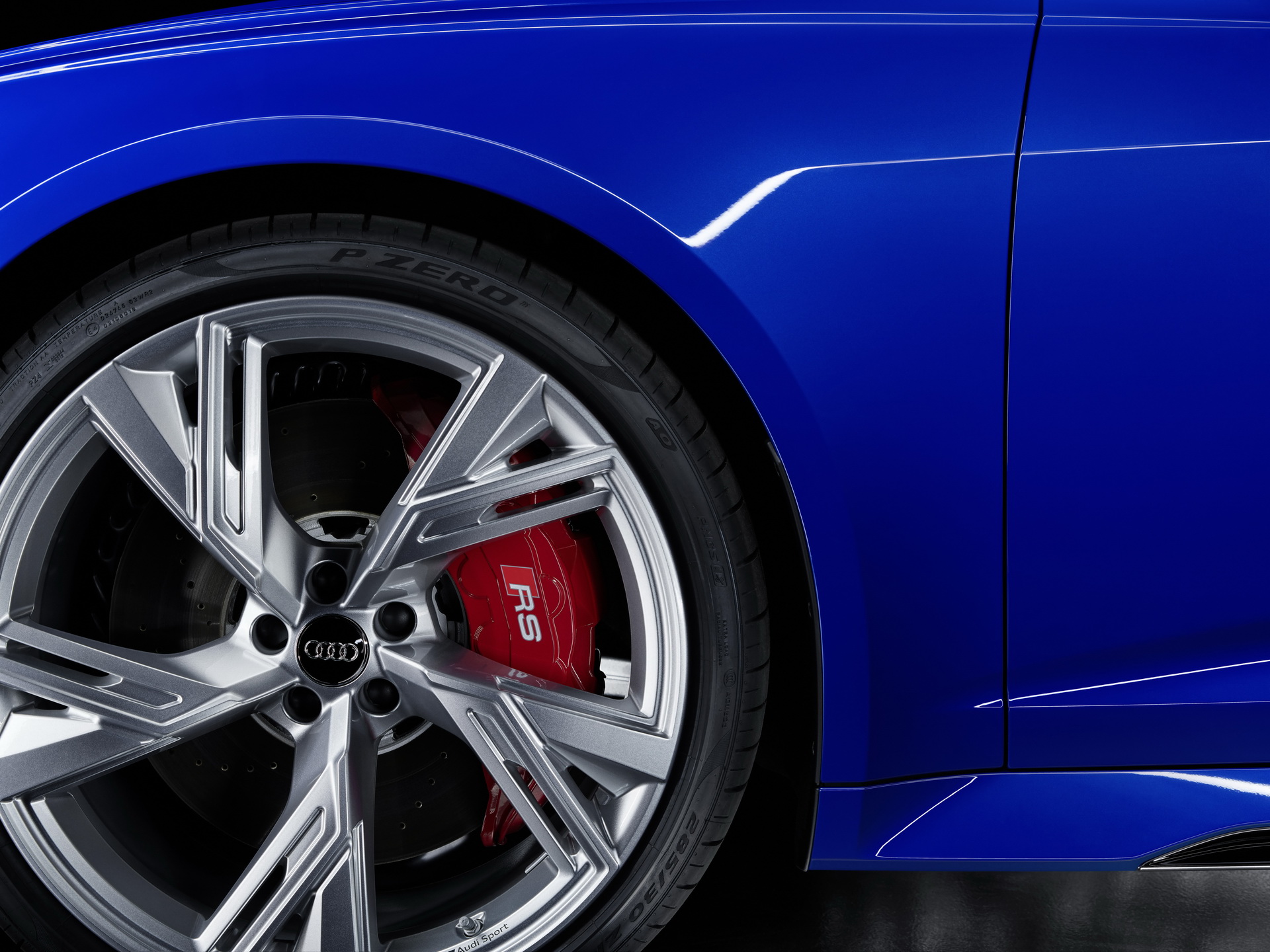 Audi’s Gorgeous New RS6 Avant ‘Tribute’ Edition Pay Homages To The Original RS2 Avant