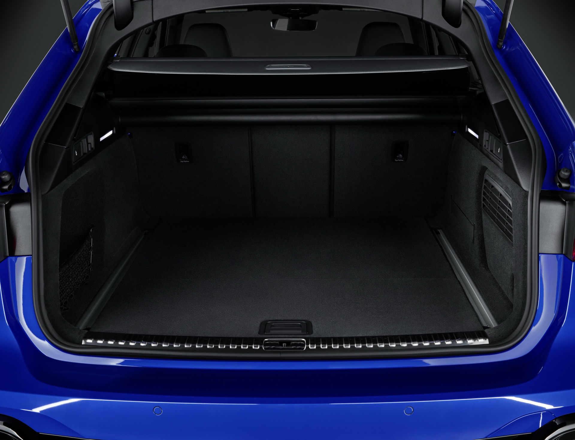 Audi’s Gorgeous New RS6 Avant ‘Tribute’ Edition Pay Homages To The Original RS2 Avant