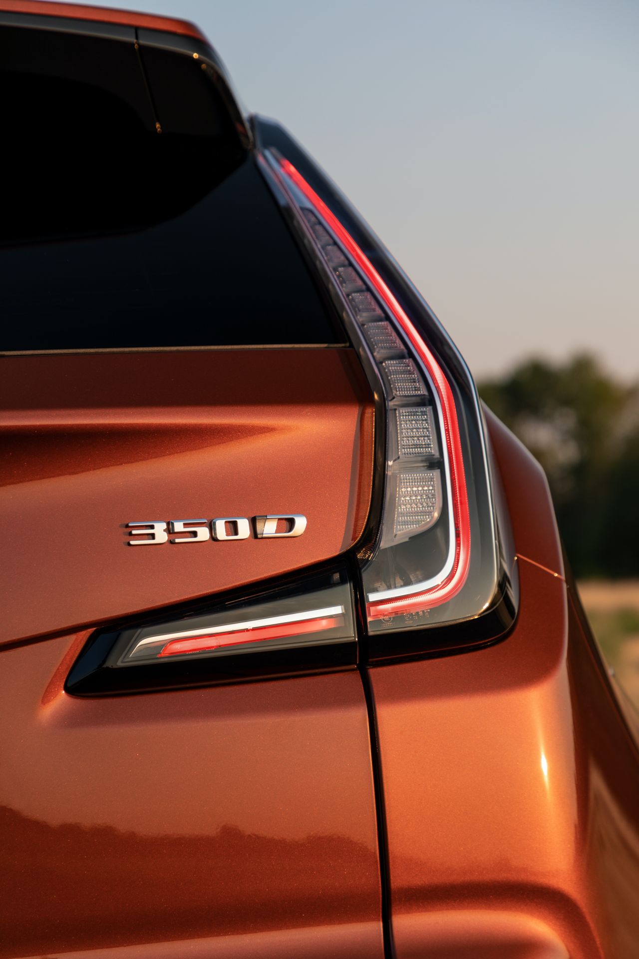 Cadillac XT4 Makes European Debut With Exclusive 172 HP Diesel