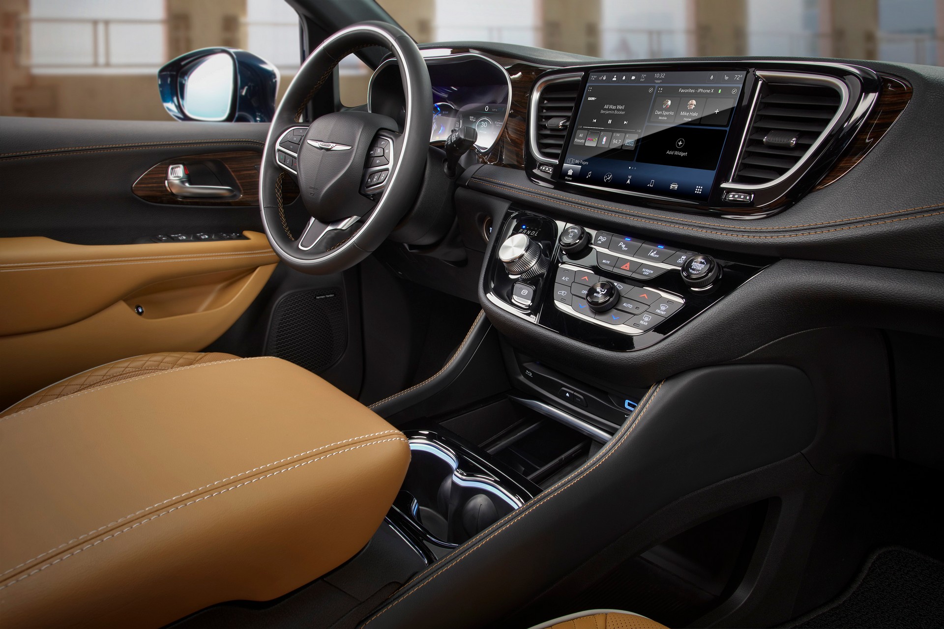 Facelifted 2021 Chrysler Pacifica Starts At $35,045