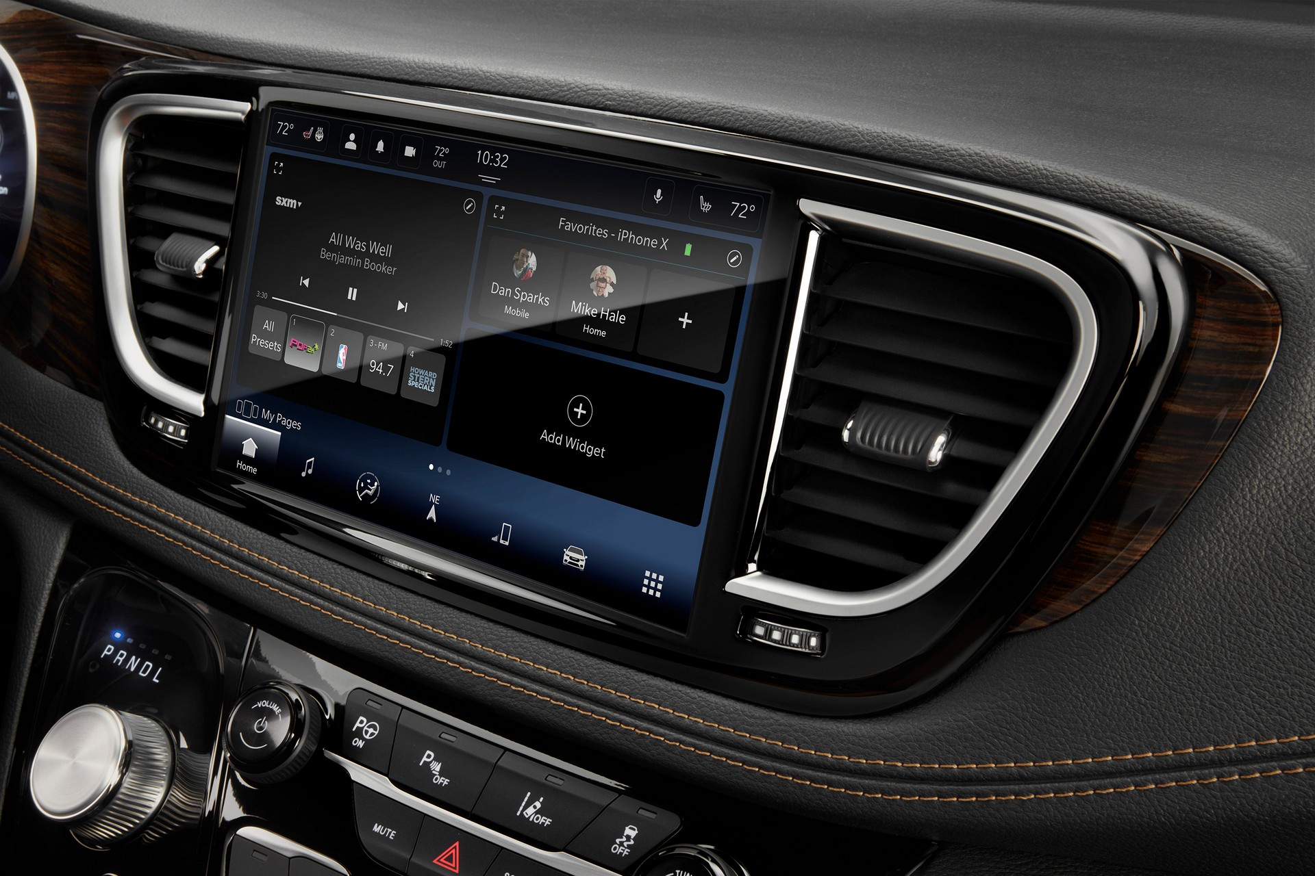 Facelifted 2021 Chrysler Pacifica Starts At $35,045